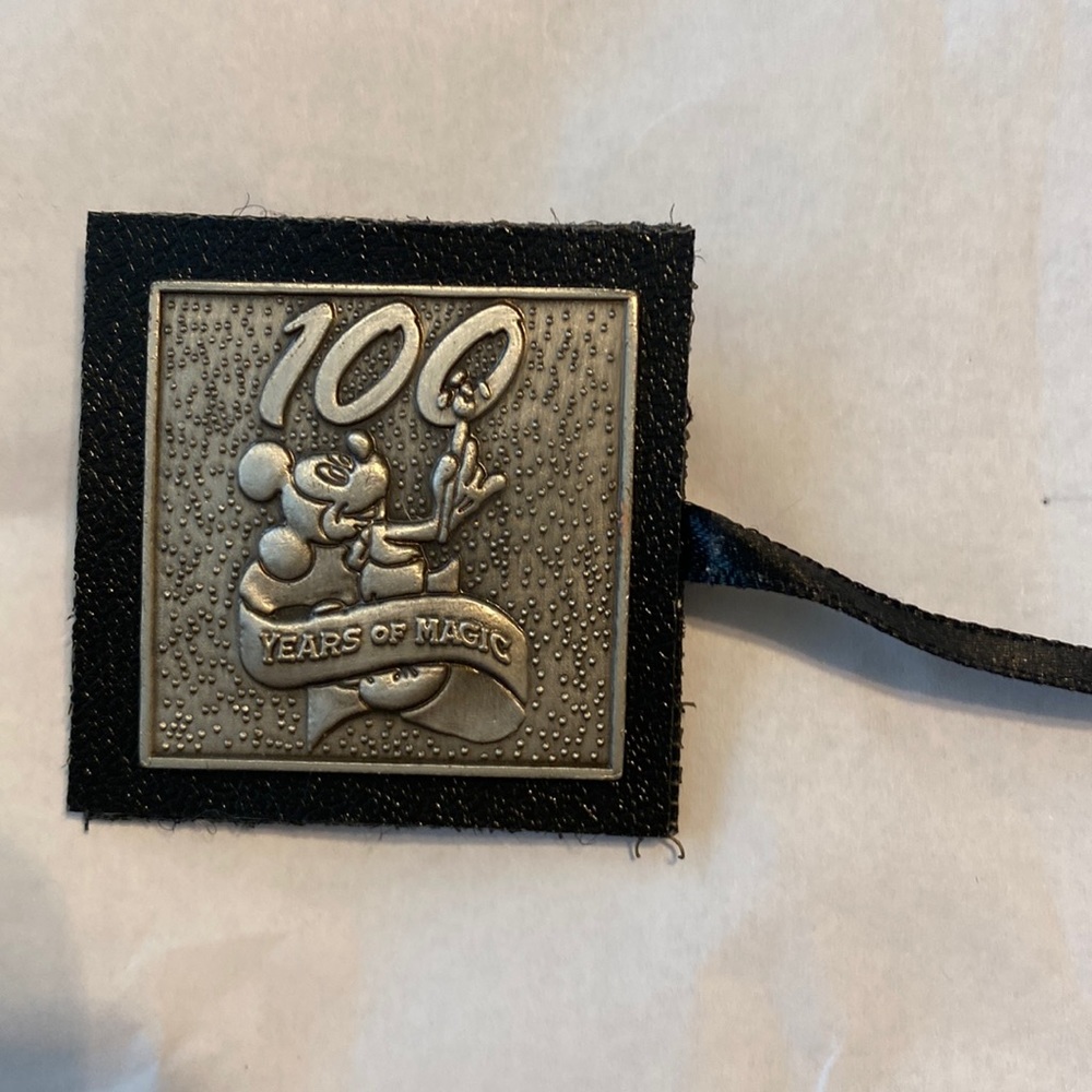 Walt Disney world 100 years magic pin